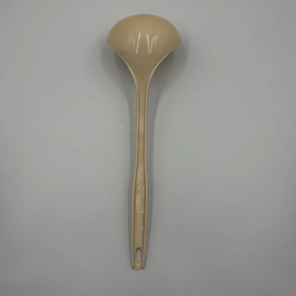Vintage Foley‎ Nylon Soup Ladle Beige USA Made Kitchen Utensil Retro